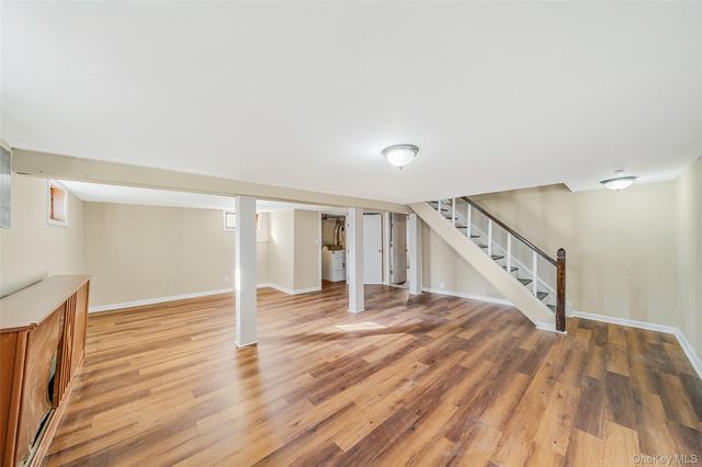 266 W 16th Street, Deer Park, NY 11729