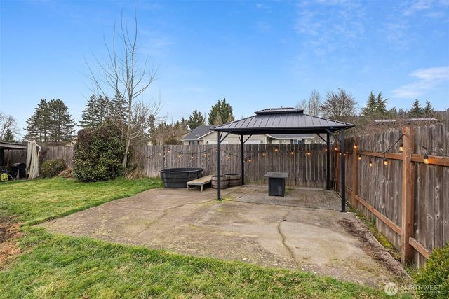 2046 SW Salsbury Ave, Chehalis, WA 98532