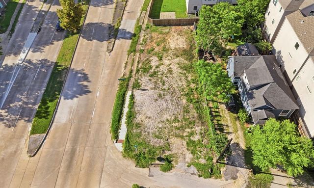 5342 Petty Street, Houston, TX 77007