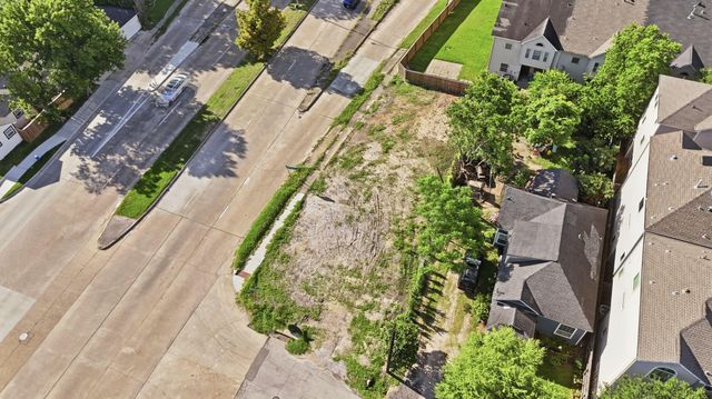 5342 Petty Street, Houston, TX 77007