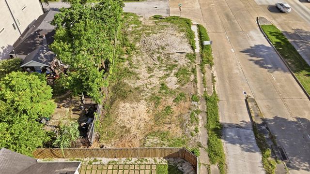 5342 Petty Street, Houston, TX 77007