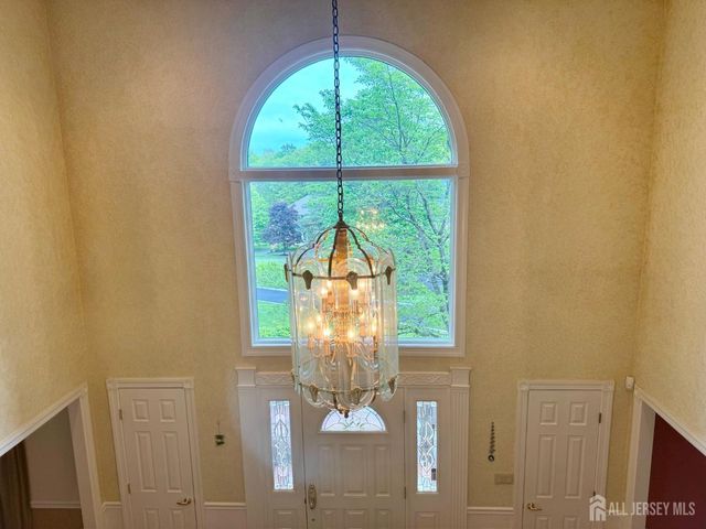 40 Newland Court, Bridgewater, NJ 08807