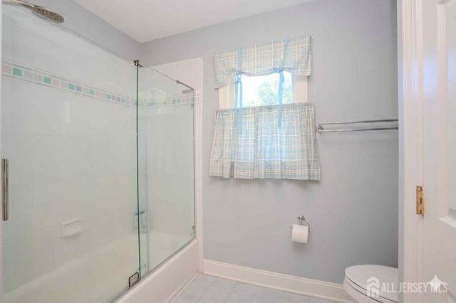 40 Newland Court, Bridgewater, NJ 08807