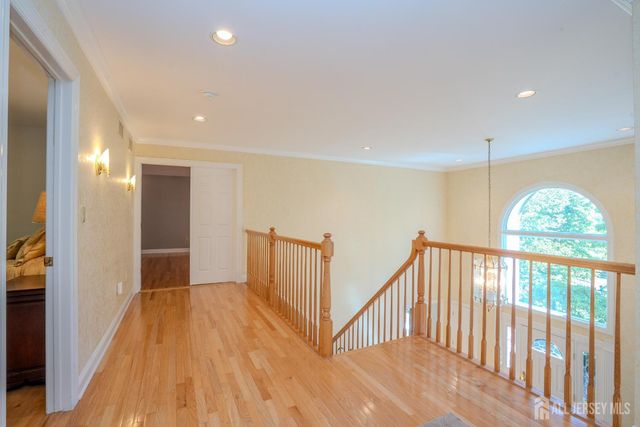 40 Newland Court, Bridgewater, NJ 08807