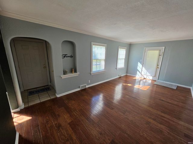 130 W Fleming Avenue, Fort Wayne, IN 46807