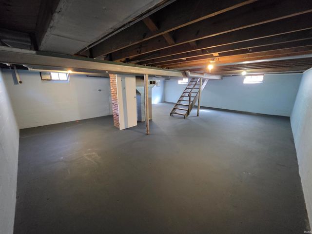 130 W Fleming Avenue, Fort Wayne, IN 46807