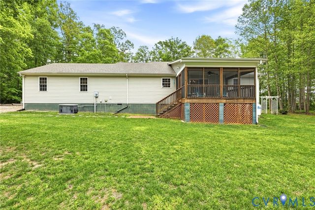207 Morningside Rd, Cartersville, VA 23027