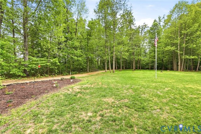 207 Morningside Rd, Cartersville, VA 23027