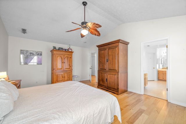 130 Coarsey Blvd, Hendersonville, TN 37075