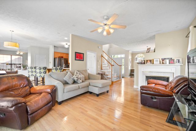 130 Coarsey Blvd, Hendersonville, TN 37075