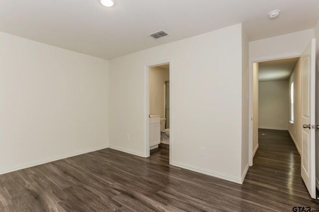 3010 Moorehead, Tyler, TX 75701