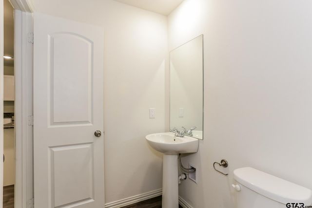 3010 Moorehead, Tyler, TX 75701