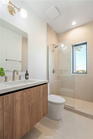 908 N Gage Avenue, Los Angeles, CA 90063
