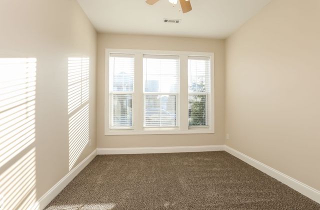 106 Valley Forge Lane, Arlington, TX 76002