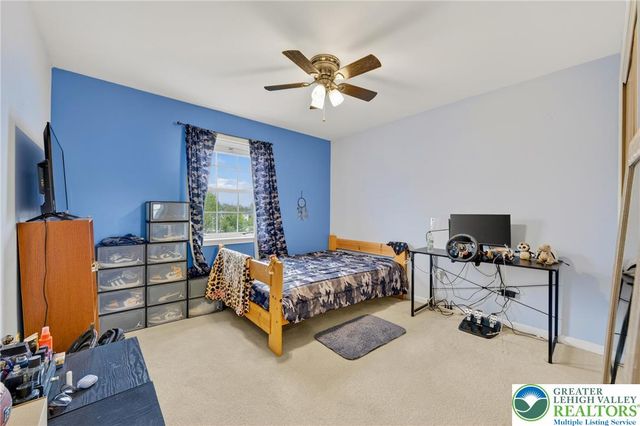 50 Olde Penn Drive, Palmer Twp, PA 18045