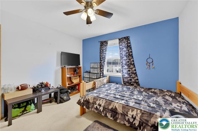 50 Olde Penn Drive, Palmer Twp, PA 18045