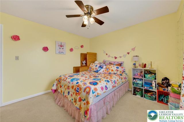 50 Olde Penn Drive, Palmer Twp, PA 18045