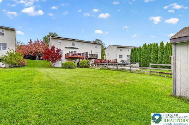 50 Olde Penn Drive, Palmer Twp, PA 18045