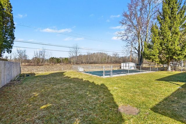 4408 Darla Drive, Bay City, MI 48708