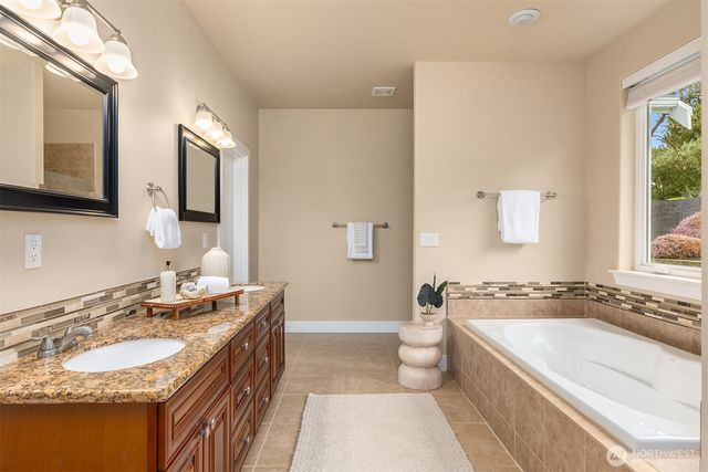 23178 Aslan Place NE, Kingston, WA 98346