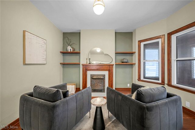 1345 Cove Avenue, Lakewood, OH 44107