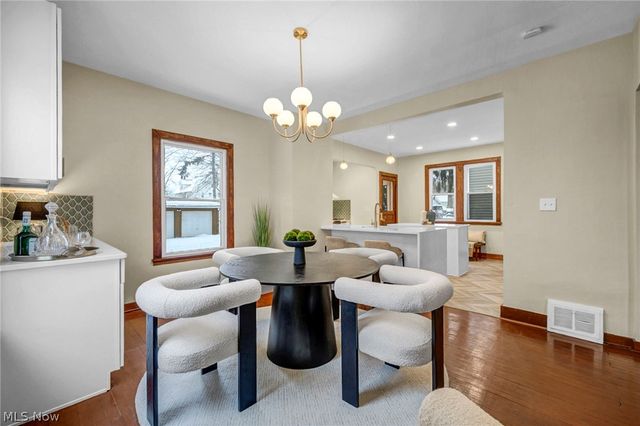 1345 Cove Avenue, Lakewood, OH 44107