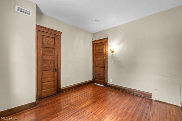 1345 Cove Avenue, Lakewood, OH 44107