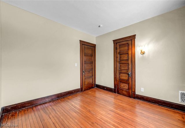 1345 Cove Avenue, Lakewood, OH 44107