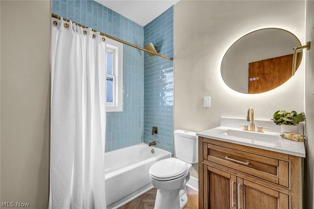 1345 Cove Avenue, Lakewood, OH 44107