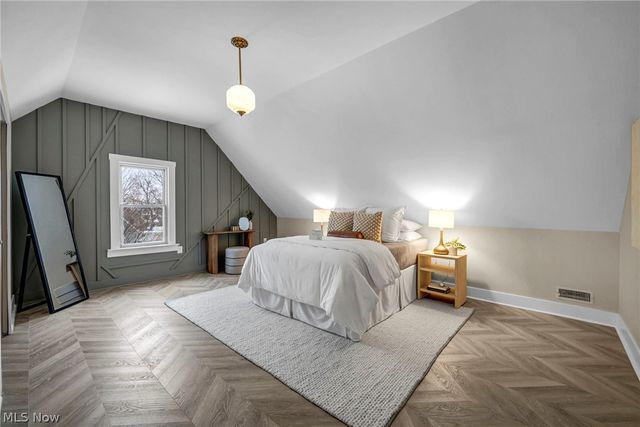 1345 Cove Avenue, Lakewood, OH 44107