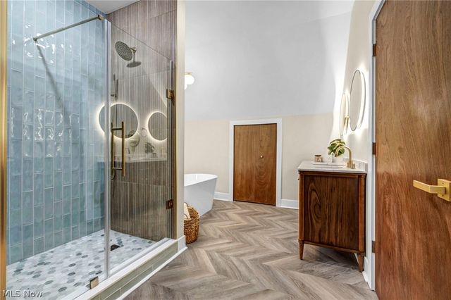 1345 Cove Avenue, Lakewood, OH 44107