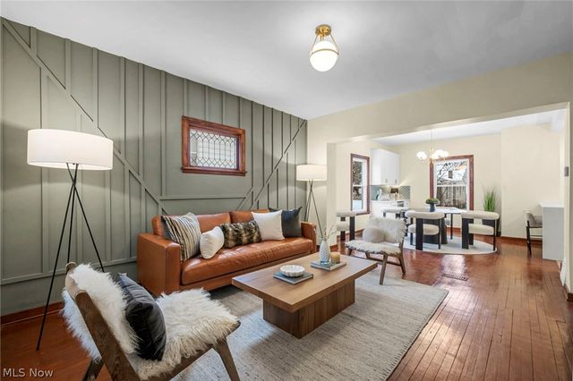 1345 Cove Avenue, Lakewood, OH 44107