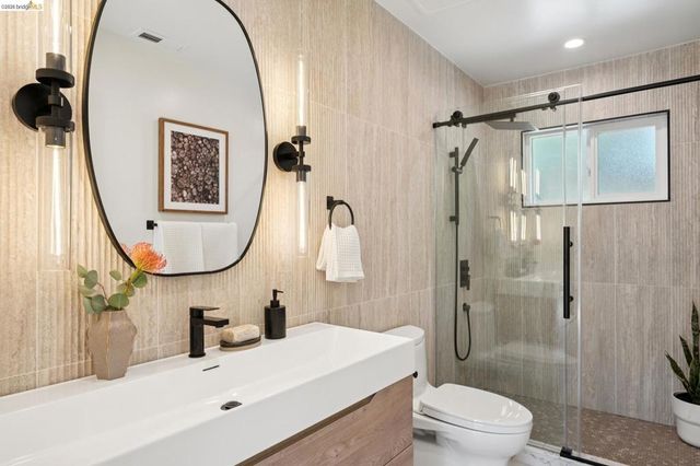 920 Page St, Berkeley, CA 94710