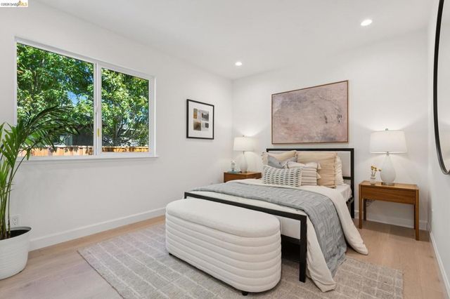 920 Page St, Berkeley, CA 94710
