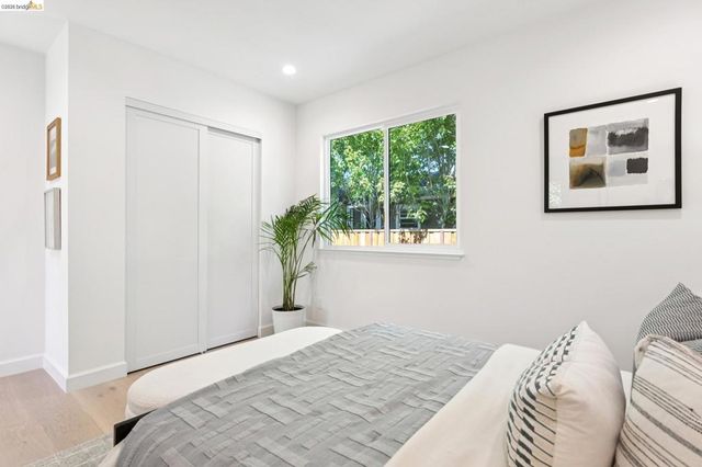 920 Page St, Berkeley, CA 94710
