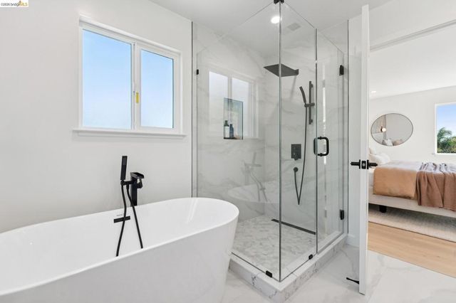 920 Page St, Berkeley, CA 94710