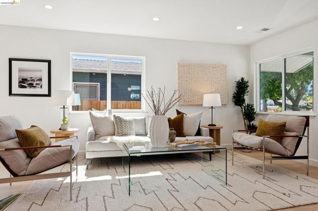 920 Page St, Berkeley, CA 94710