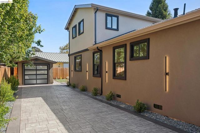 920 Page St, Berkeley, CA 94710
