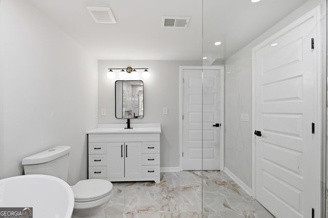 6408 Veracruse Drive, Morrow, GA 30260