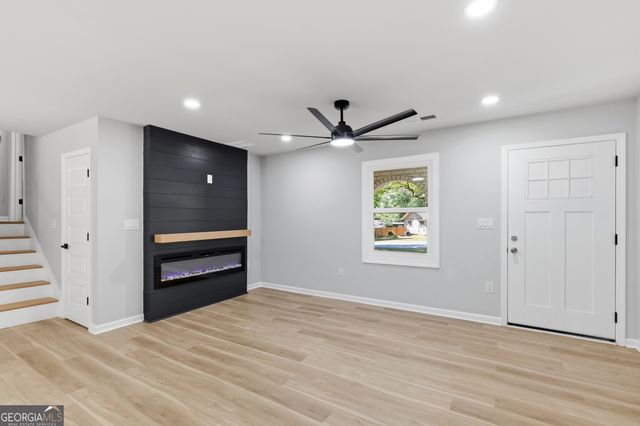 6408 Veracruse Drive, Morrow, GA 30260