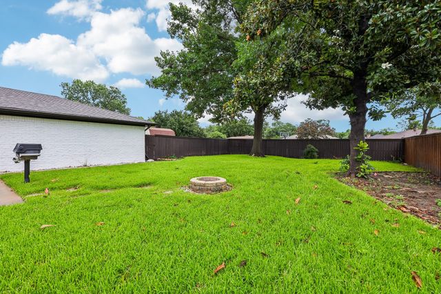 2708 Melrose Drive, Plano, TX 75075