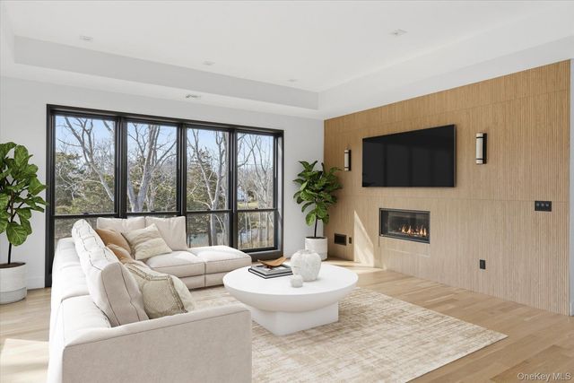 600 Glenn Road, Southold, NY 11971