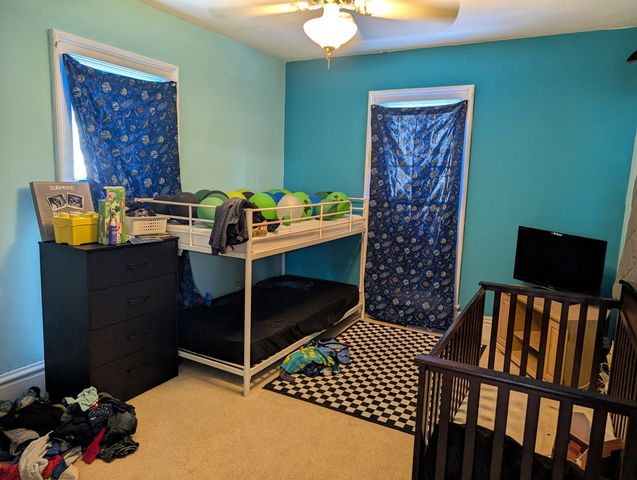 717 W Pleasant Street, Freeport, IL 61032