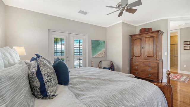 357 TIERRA MAR LANE 5, Sarasota, FL 34242