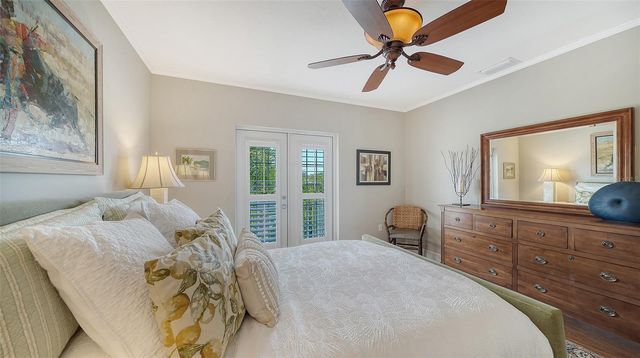 357 TIERRA MAR LANE 5, Sarasota, FL 34242