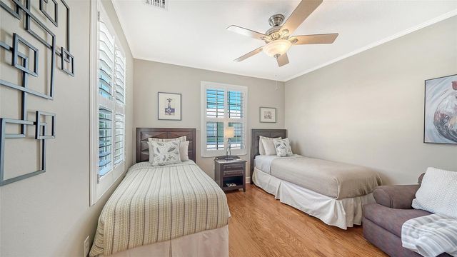 357 TIERRA MAR LANE 5, Sarasota, FL 34242