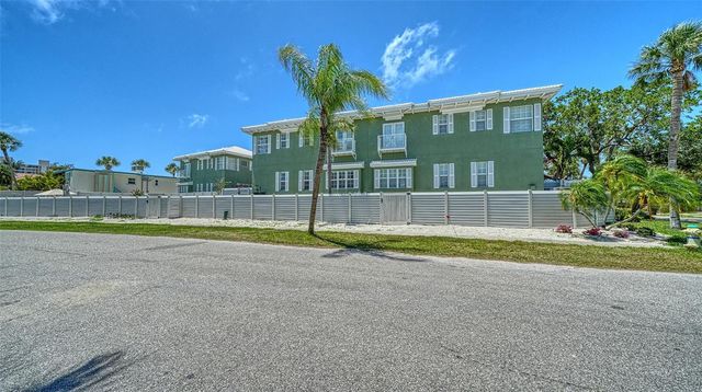 357 TIERRA MAR LANE 5, Sarasota, FL 34242