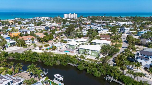 357 TIERRA MAR LANE 5, Sarasota, FL 34242