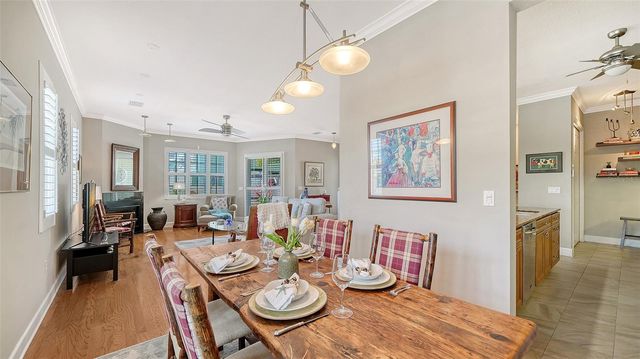 357 TIERRA MAR LANE 5, Sarasota, FL 34242