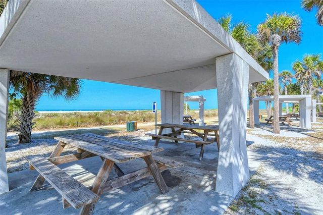 357 TIERRA MAR LANE 5, Sarasota, FL 34242